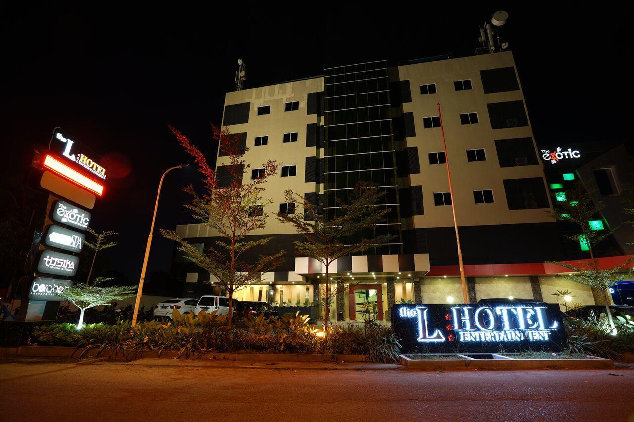 The L Hotel Entertainment Batam Zewnętrze zdjęcie