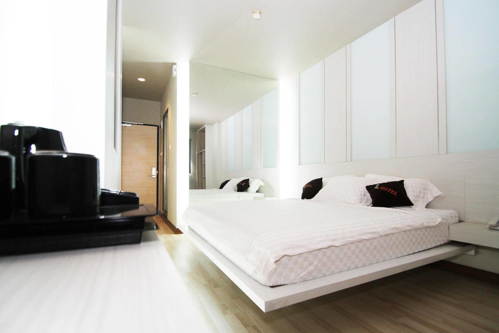 The L Hotel Entertainment Batam Zewnętrze zdjęcie